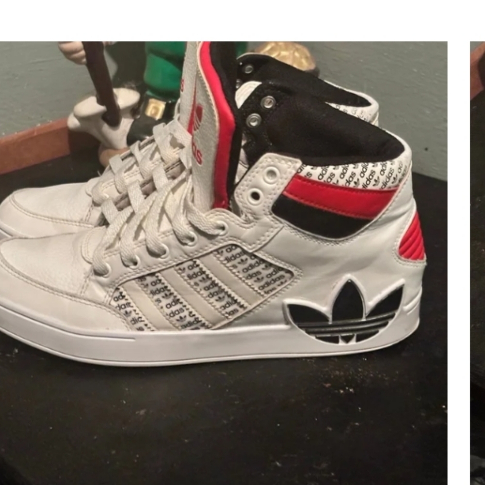 Mens ADIDAS like new High top sneakers